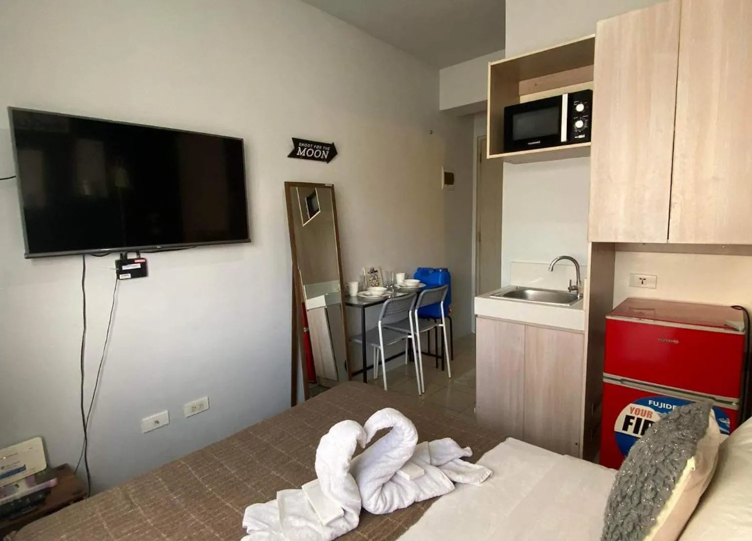 Aparthotel Buenbyahe Cozy Affordable Place At Urban Deca Tower Along Edsa Shaw Mrt Walking Distance In Megamall Mandaluyong