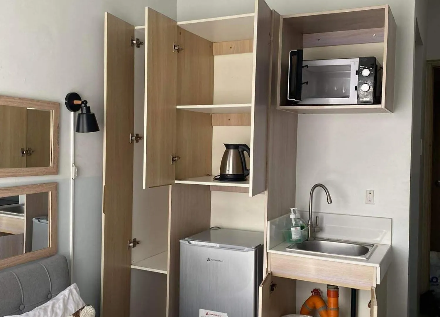 Buenbyahe Cozy Affordable Place At Urban Deca Tower Along Edsa Shaw Mrt Walking Distance In Megamall Mandaluyong 0*,